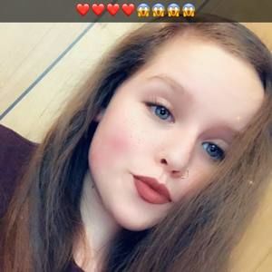 Meet your Posher, Eva